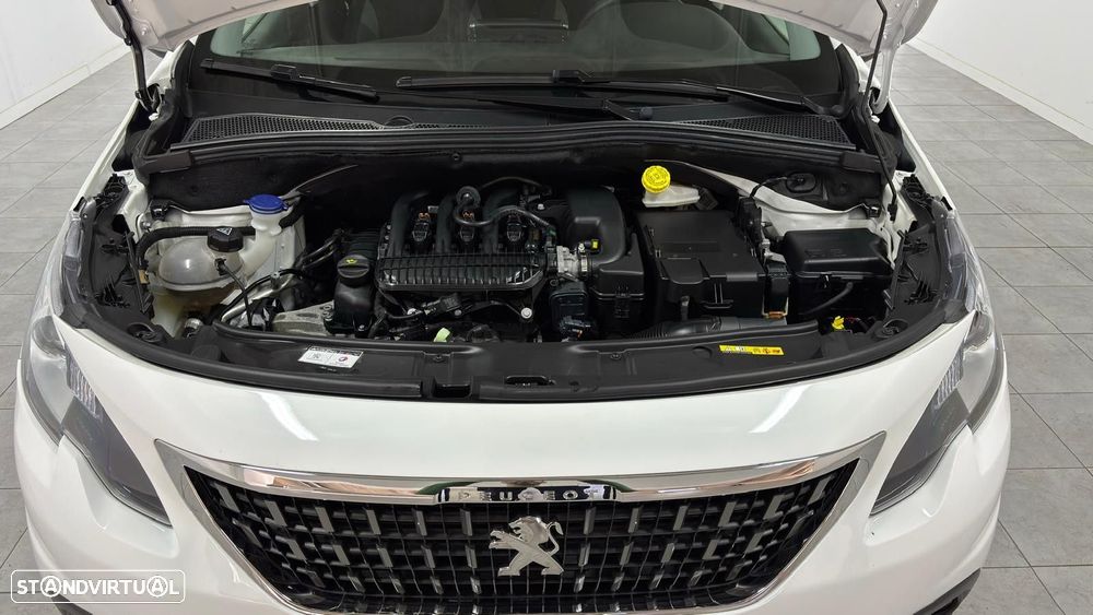 Peugeot 2008 1.2 PureTech Allure - 14