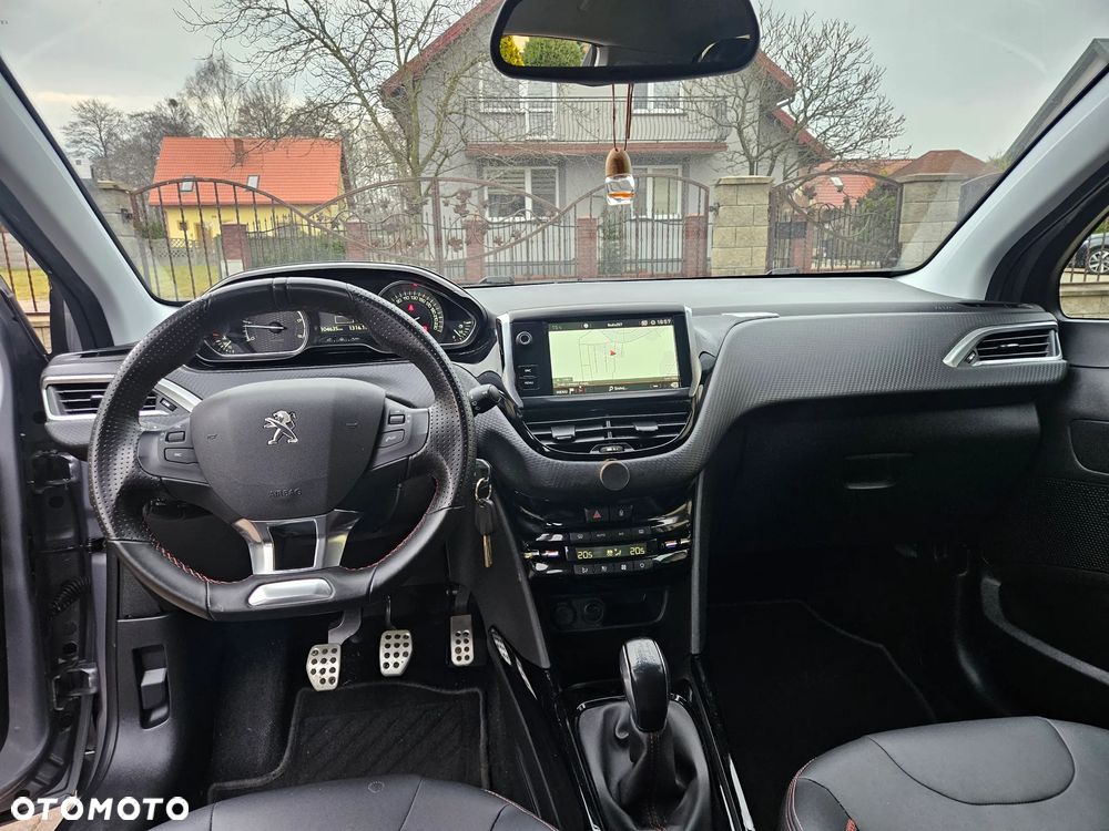 Peugeot 2008 1.5 BlueHDi GT Line S&S - 16