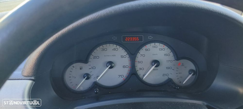 Peugeot Partner 1.6 HDi Confort - 15