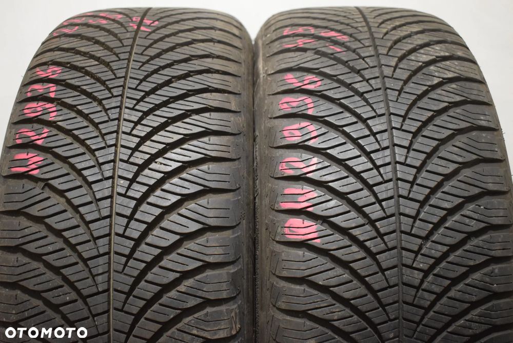 R18 225/45 Goodyear Vector 4 Seasons GEN-2 Run Flat - 1