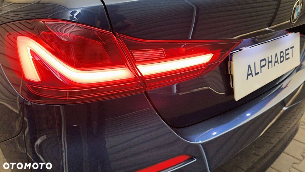 BMW Seria 1 118i Advantage - 34