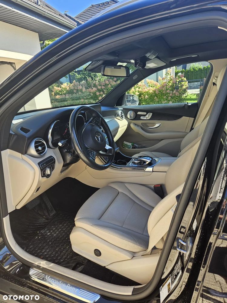 Mercedes-Benz GLC 300 4-Matic - 8