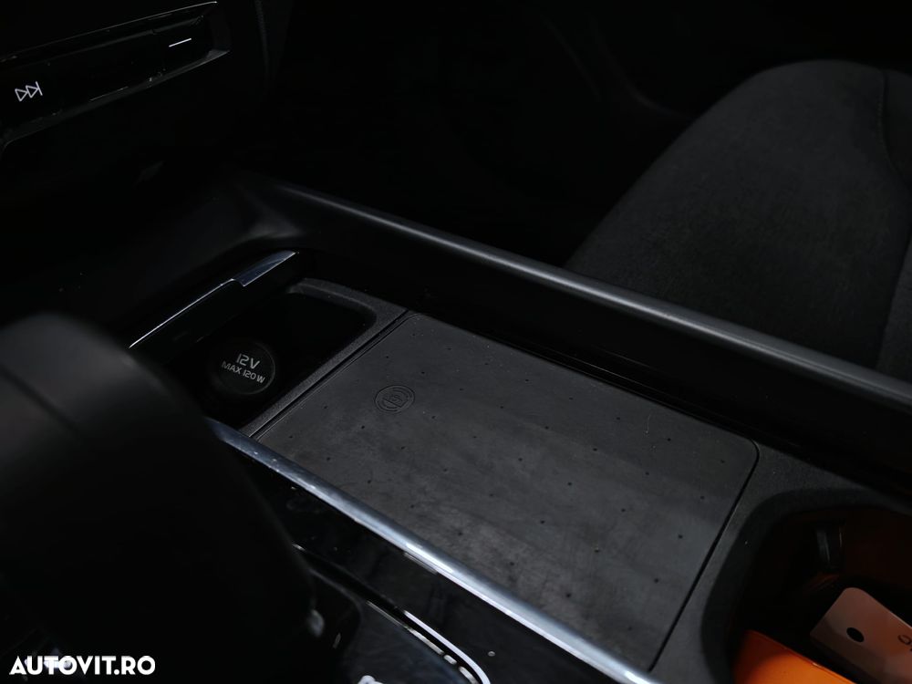 Volvo XC 60 T6 AWD Recharge Geartronic Inscription - 33