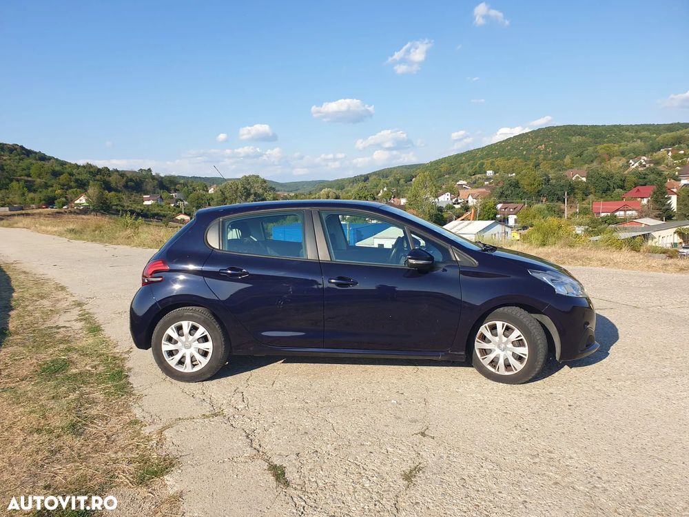 Peugeot 208 e-HDi 115 Stop&Start Allure - 8