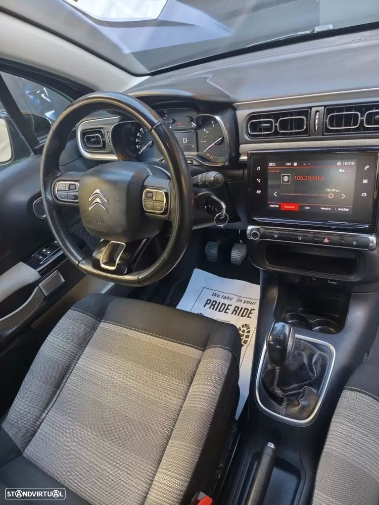 Citroën C3 1.2 PureTech Shine - 10