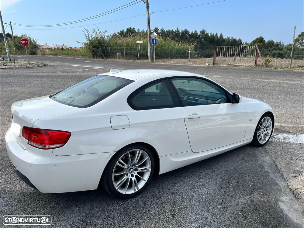 BMW 320 d Coupe - 4