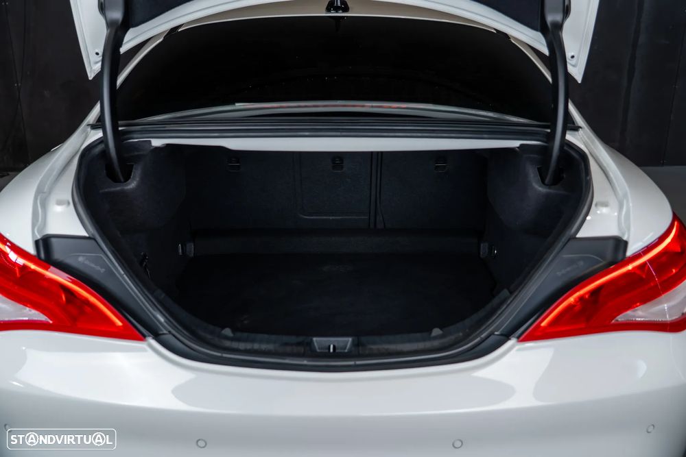 Mercedes-Benz CLA 220 CDI Urban Aut. - 7