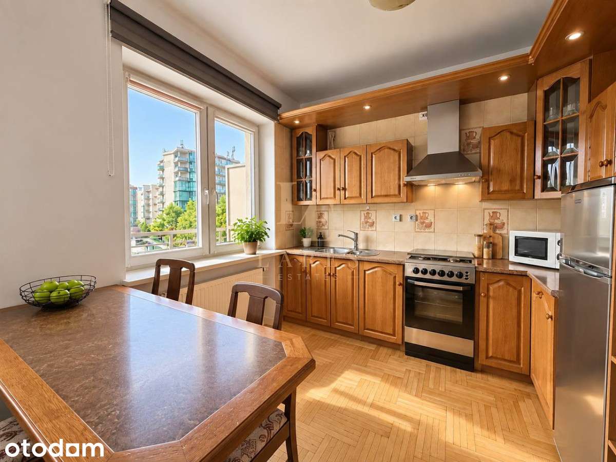2-pokoje| Metro| Parking| Balkon| Internet