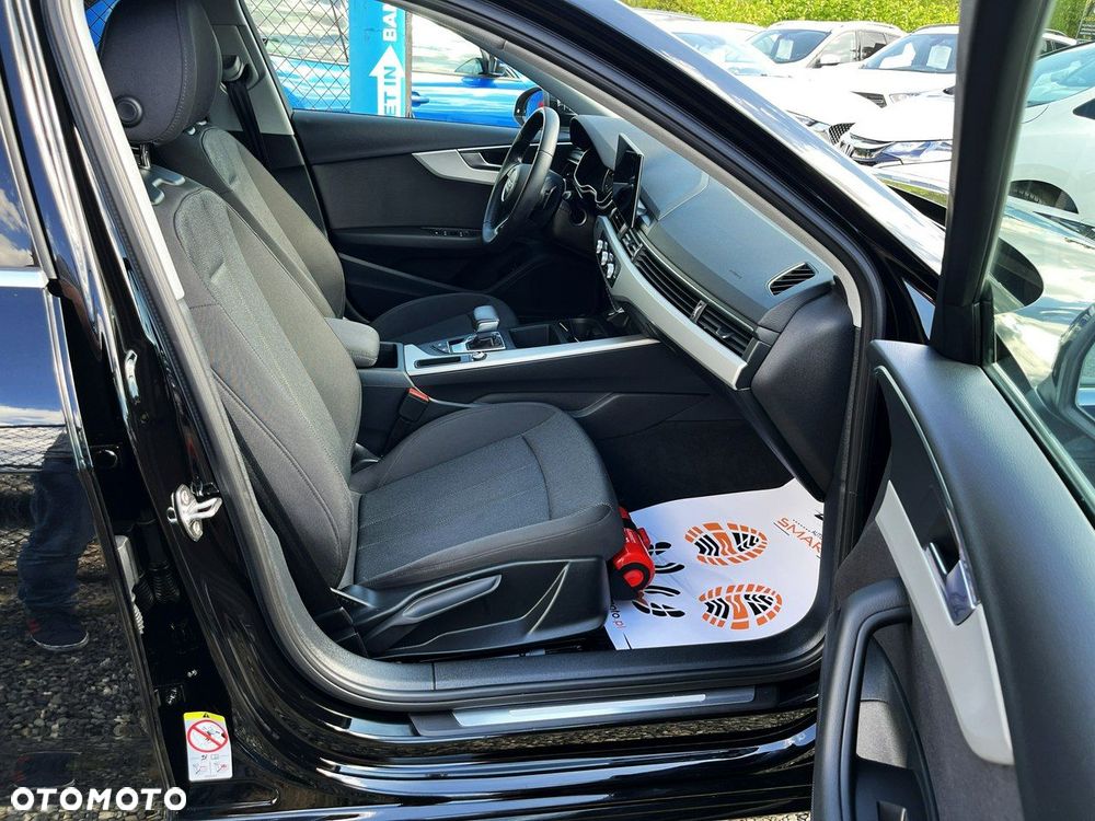 Audi A4 Avant 35 TFSI mHEV Advanced S tronic - 33
