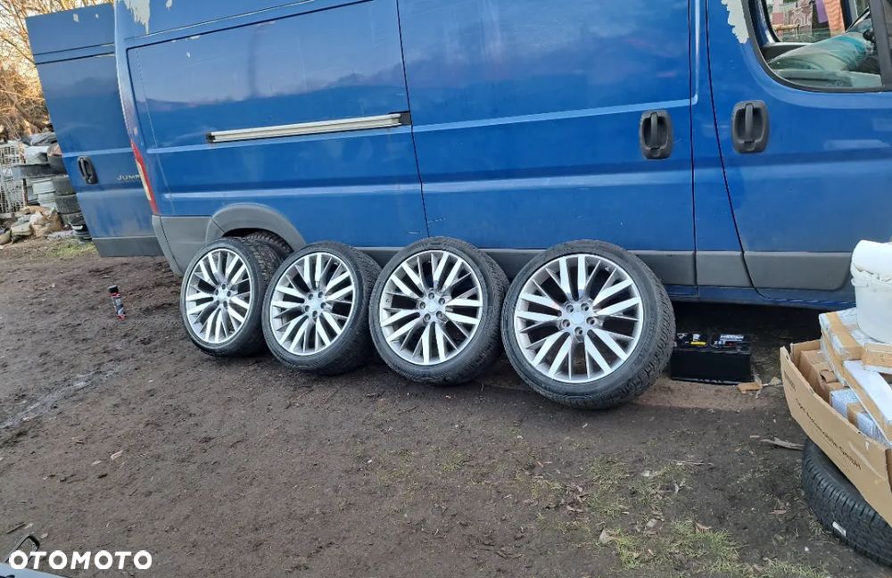 Felgi Koła letnie Range Rover Sport SVR 22 Cale 10Jx22 ET 42.5 FK6M-1007-BA 275/40R22 108Y Continental CrossContact LX Sport 275/40R22 108 Y DOT1017 2017 Rok - 2