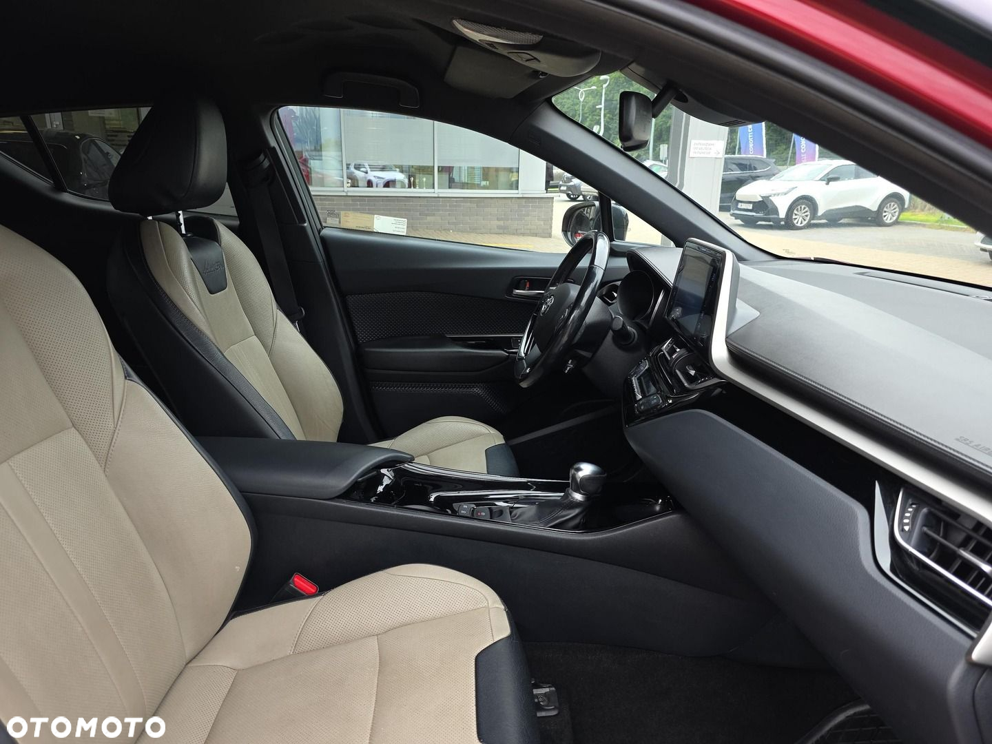 Toyota C-HR 1.8 Hybrid Selection - 8