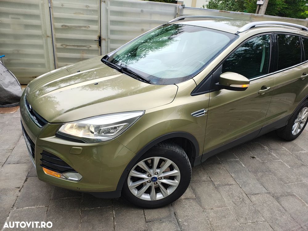 Ford Kuga 2.0 TDCi 4WD Powershift Titanium - 3