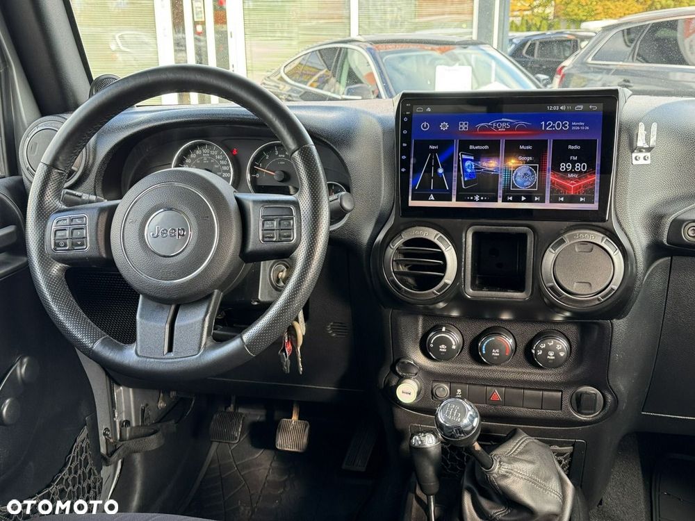Jeep Wrangler - 31