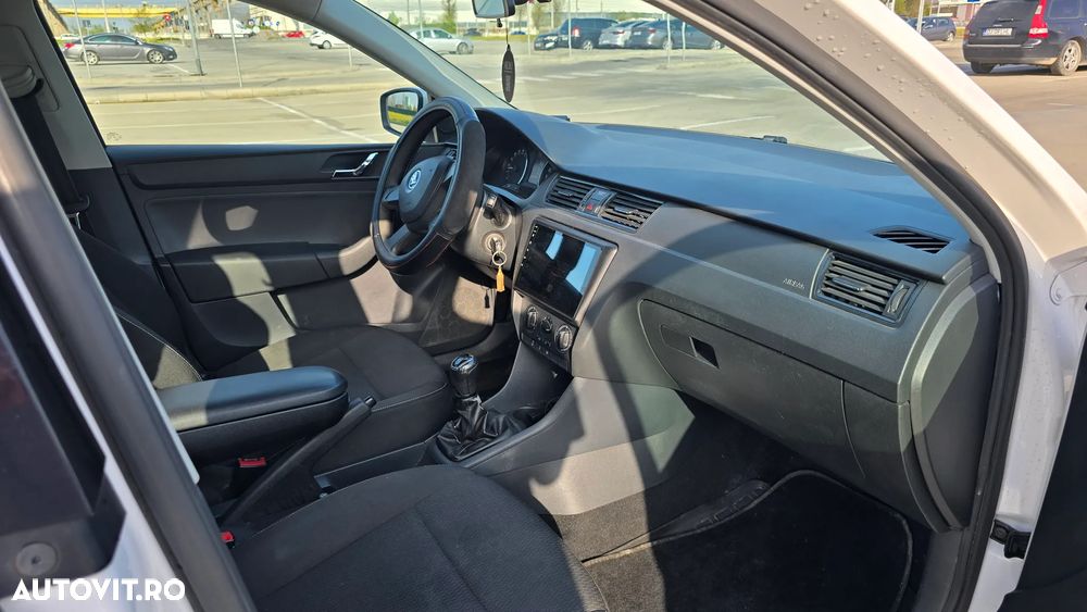 Skoda RAPID 1.6 TDI Ambition - 11
