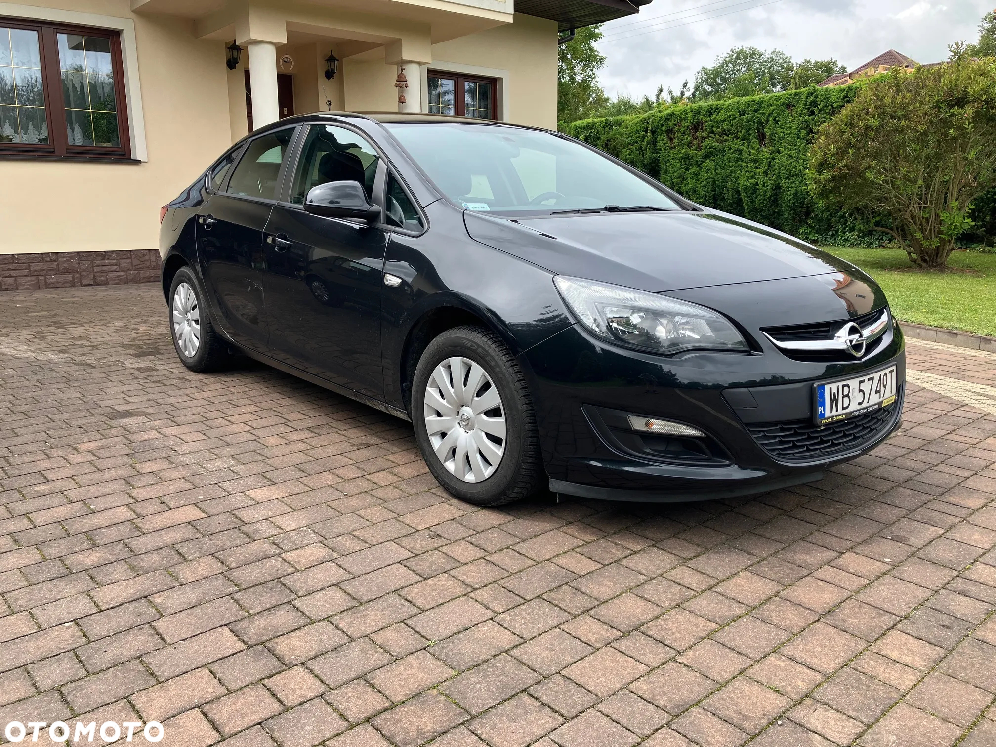 Opel Astra IV 1.4 T EU6 - 5