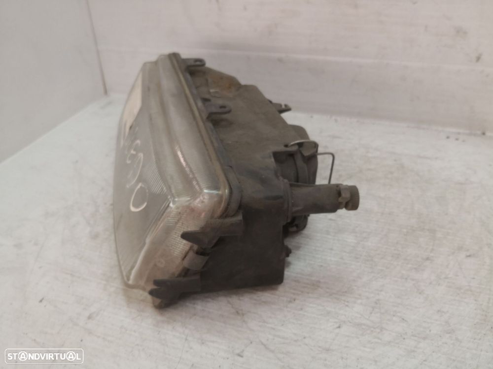 Ótica Esq Seat Toledo I (1L) - 2