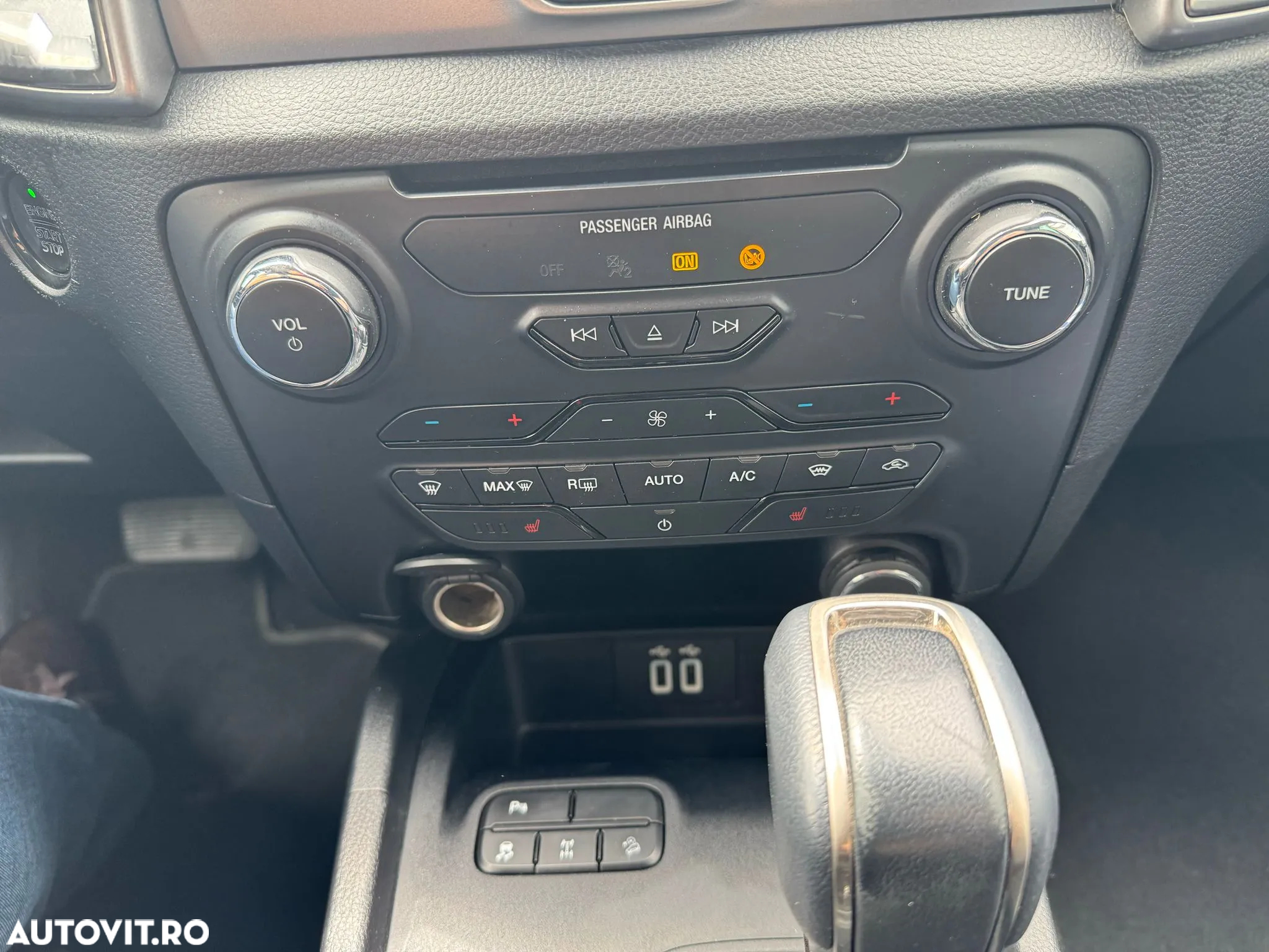 Ford Ranger Pick-Up 3.2 Duratorq 200 CP 4x4 Cabina Dubla Limited Aut. - 20