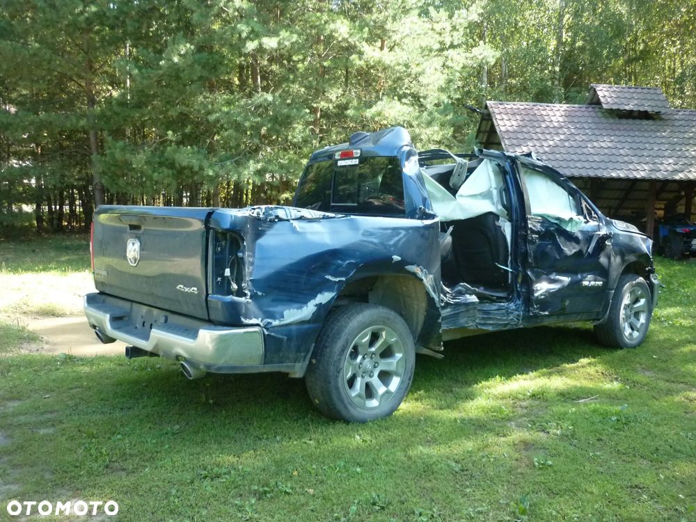 Dodge RAM 5.7 4x4 - 5