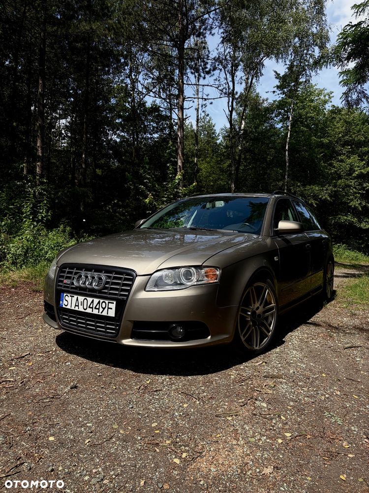 Audi A4 Avant 2.0T FSI - 1