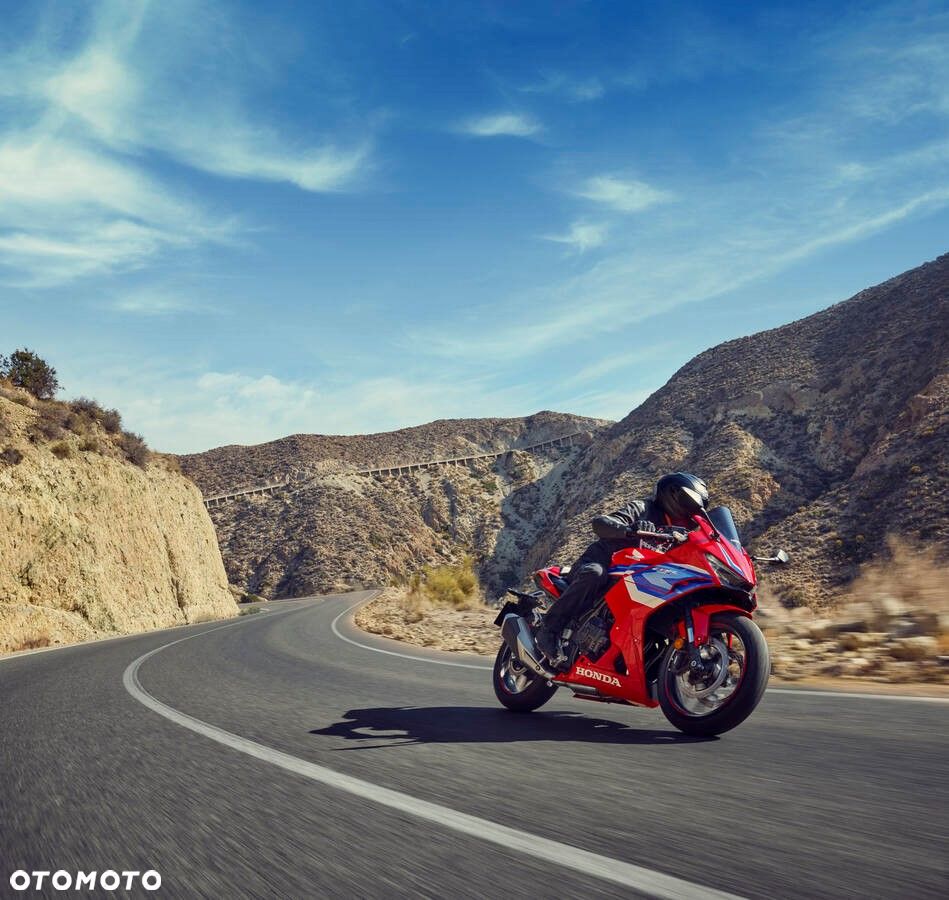 Honda CBR - 8