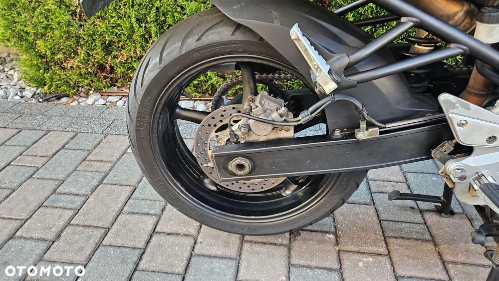 Yamaha FZ6 - 24