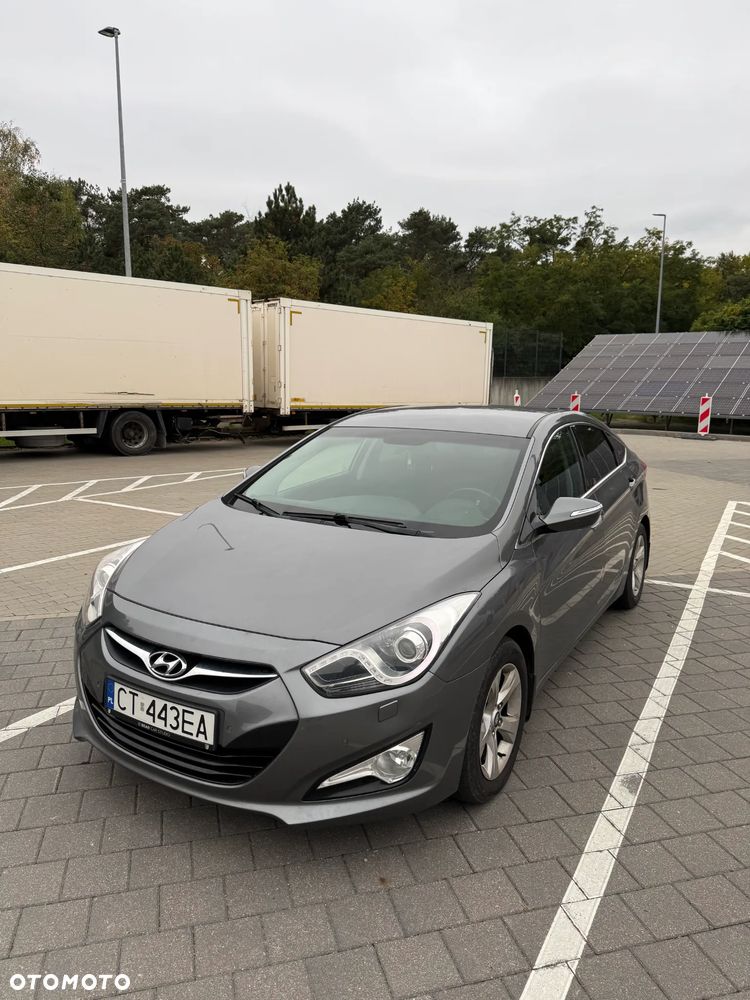 Hyundai I40