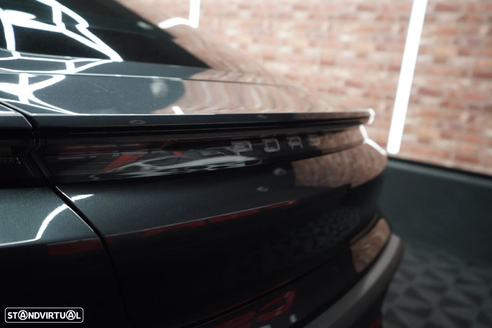 Porsche Taycan Standard - 9