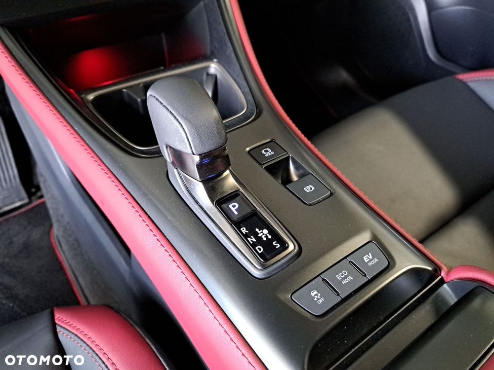 Lexus LBX - 26