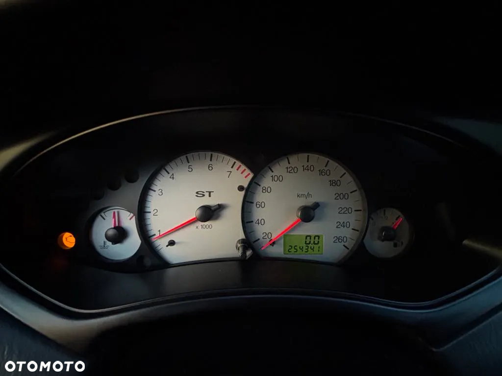 Ford Focus ST170 - 13