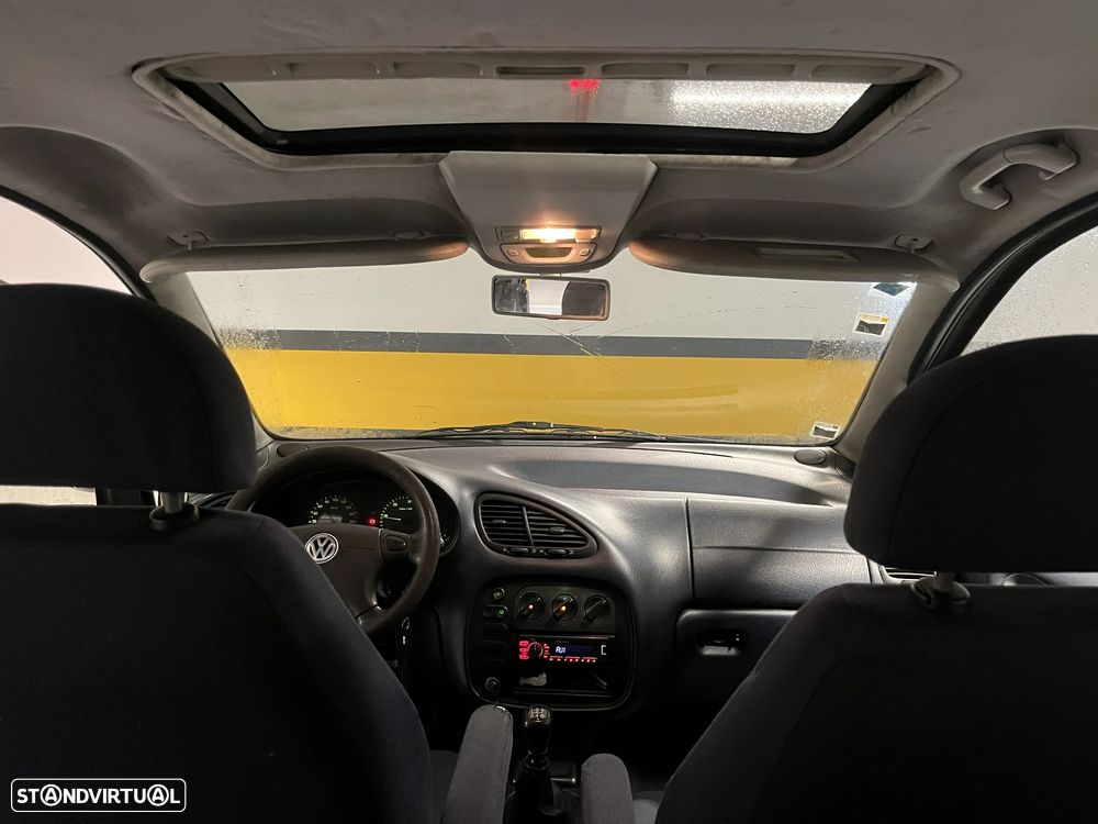 VW Sharan 1.9 TDi Confortline 7L - 7