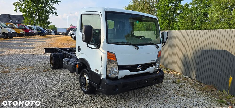 Nissan Cabstar - 1