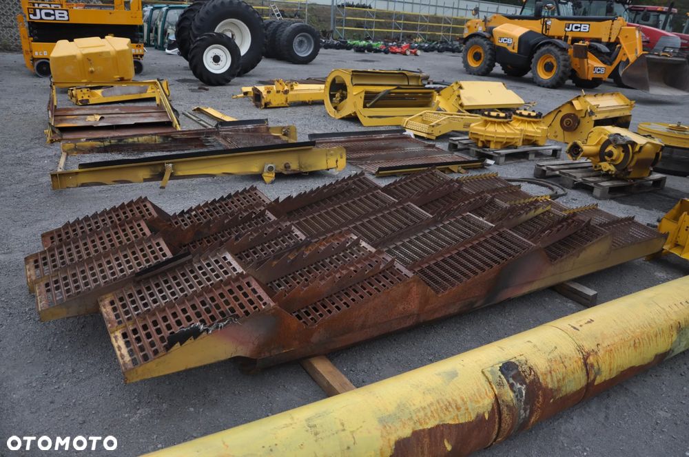 Hydromotor silnik skrzynia New Holland TX 65 66 67 68 - 9