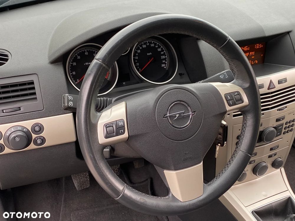 Opel Astra - 22