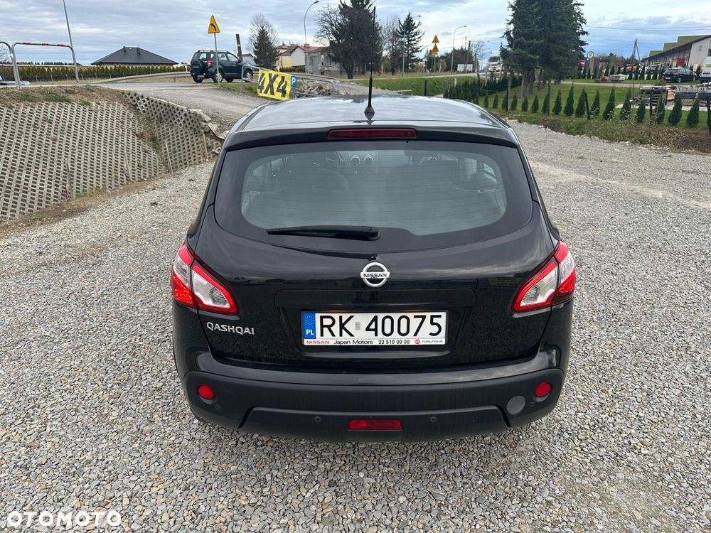 Nissan Qashqai 1.6 Visia - 10