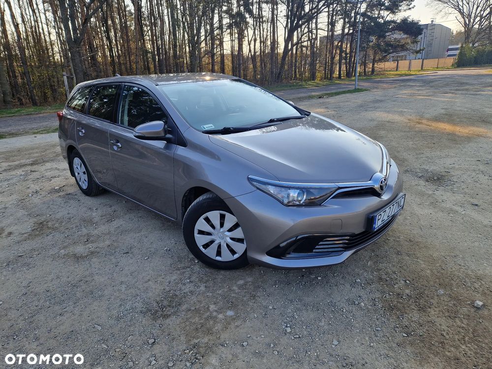 Toyota Auris 1.6 Active - 9