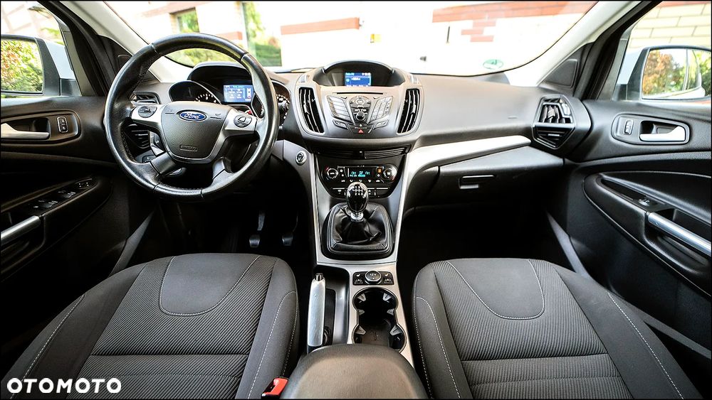 Ford Kuga - 14