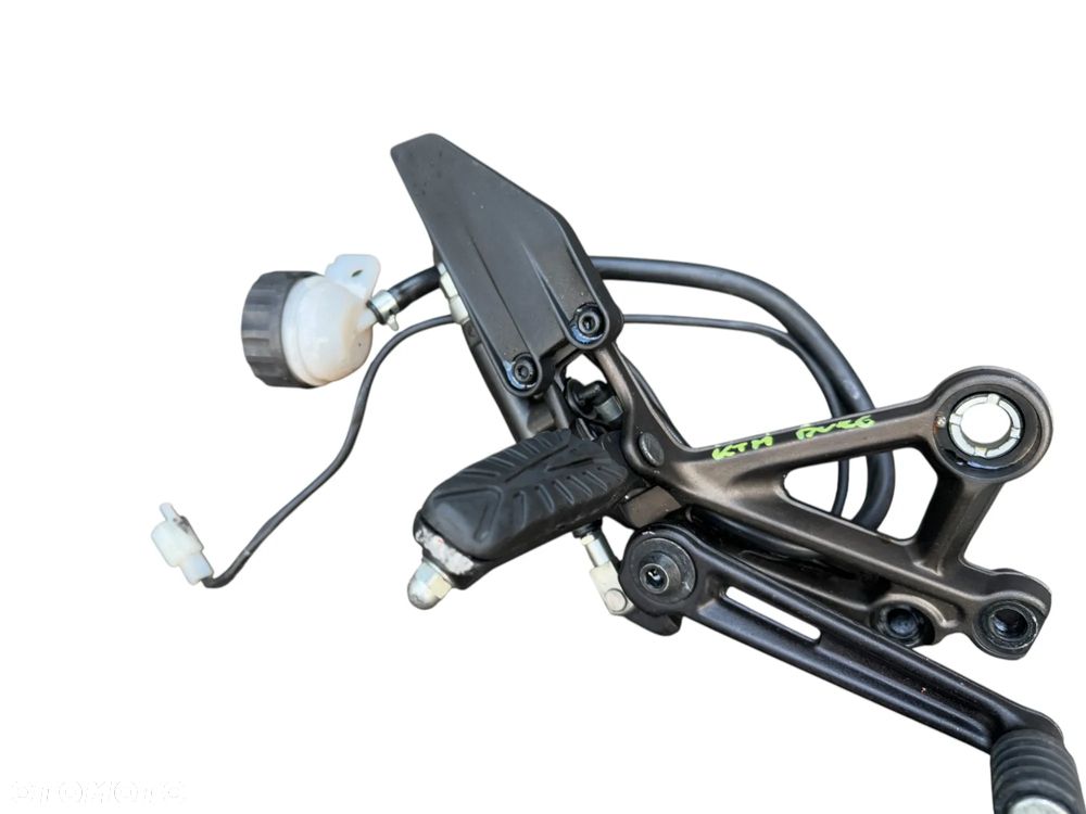 Set prawy kierowcy  KTM Duke 125 ABS 17-23r - 3