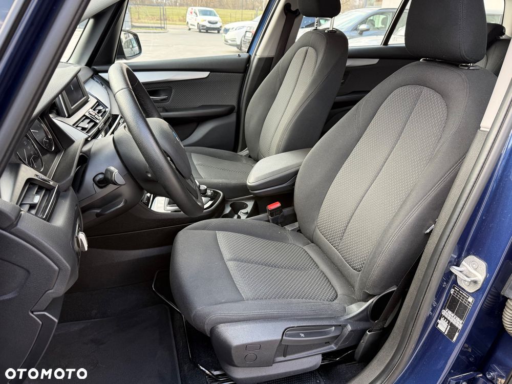 BMW Seria 2 216d Advantage - 14