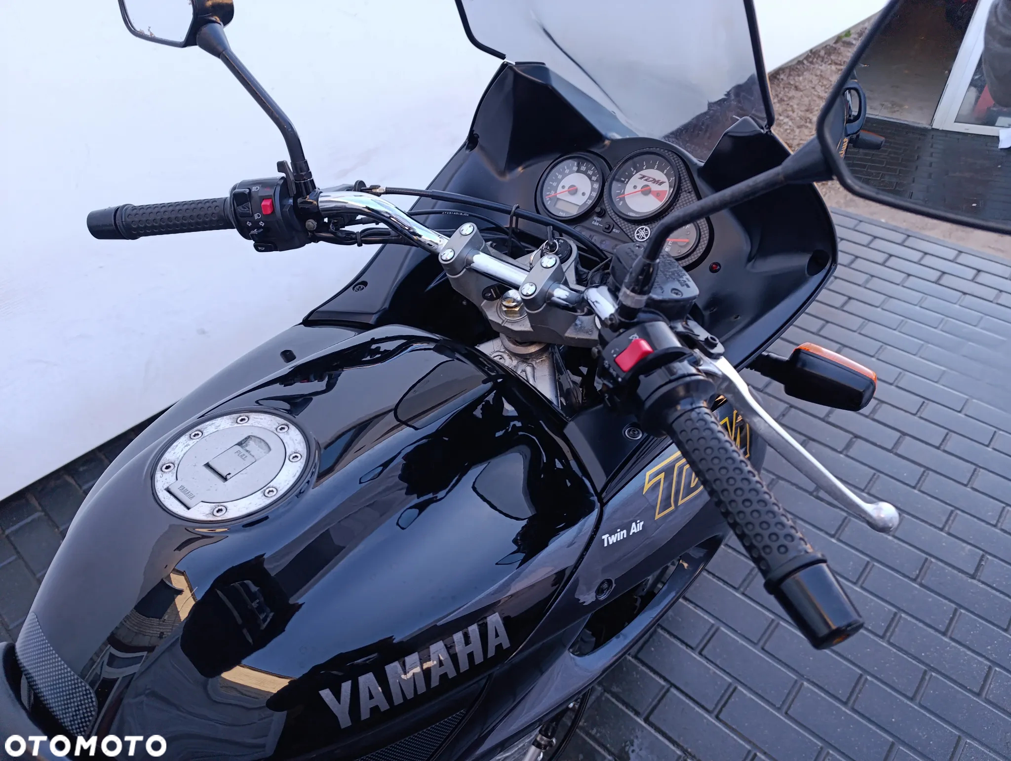 Yamaha TDM - 27