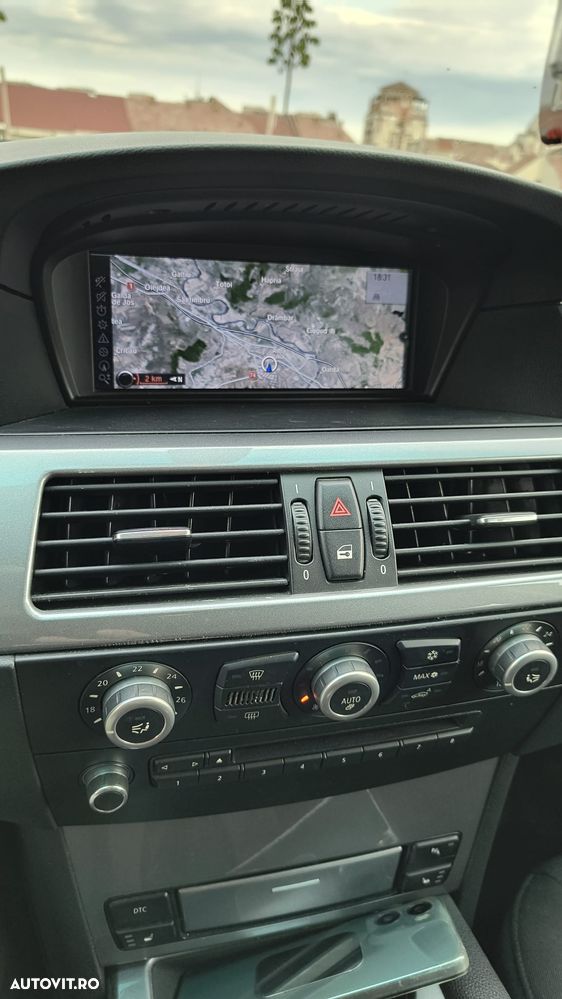 BMW Seria 5 520d - 17