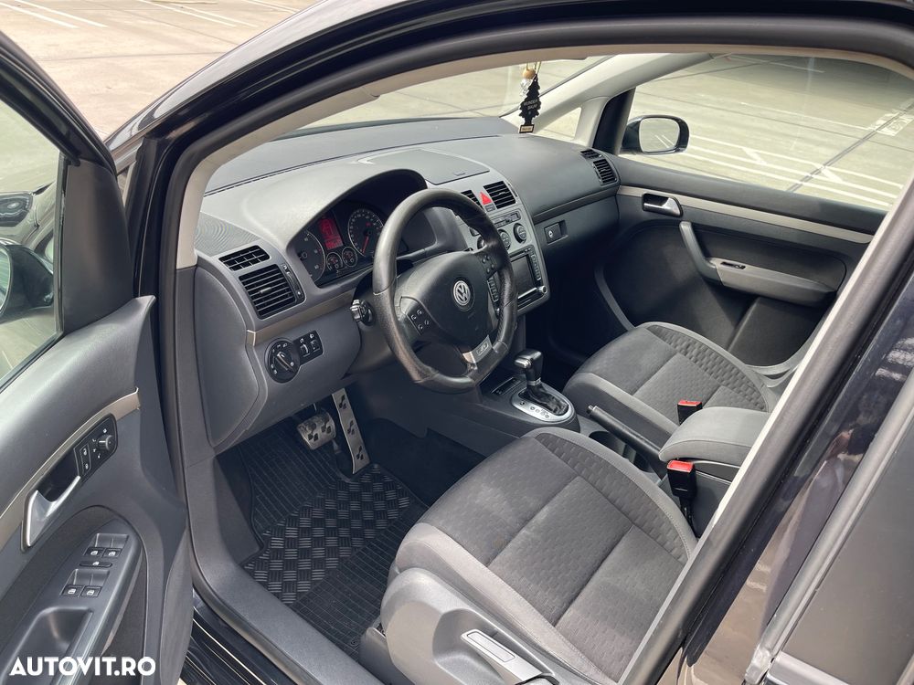 Volkswagen Touran 2.0 TDI DPF DSG R-Line Edition - 6