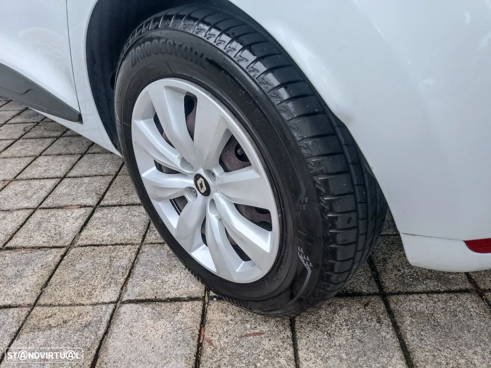Renault Clio Van 1.5 dci com IVA / Dedutível - 10