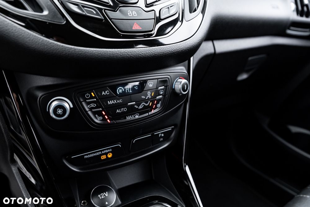 Ford B-MAX 1.6 Titanium - 30