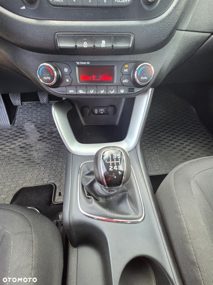 Kia Ceed - 14