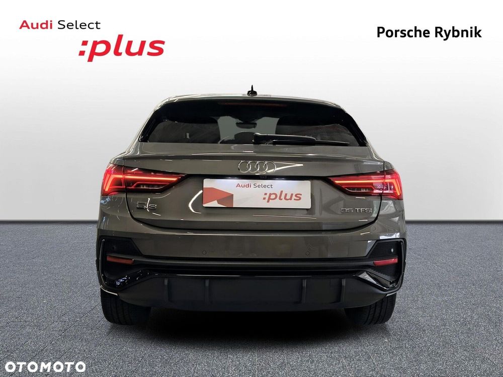 Audi Q3 Sportback - 5