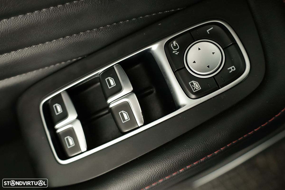 MG EHS 1.5 T-GDI Plug-in Hybrid Luxury - 17