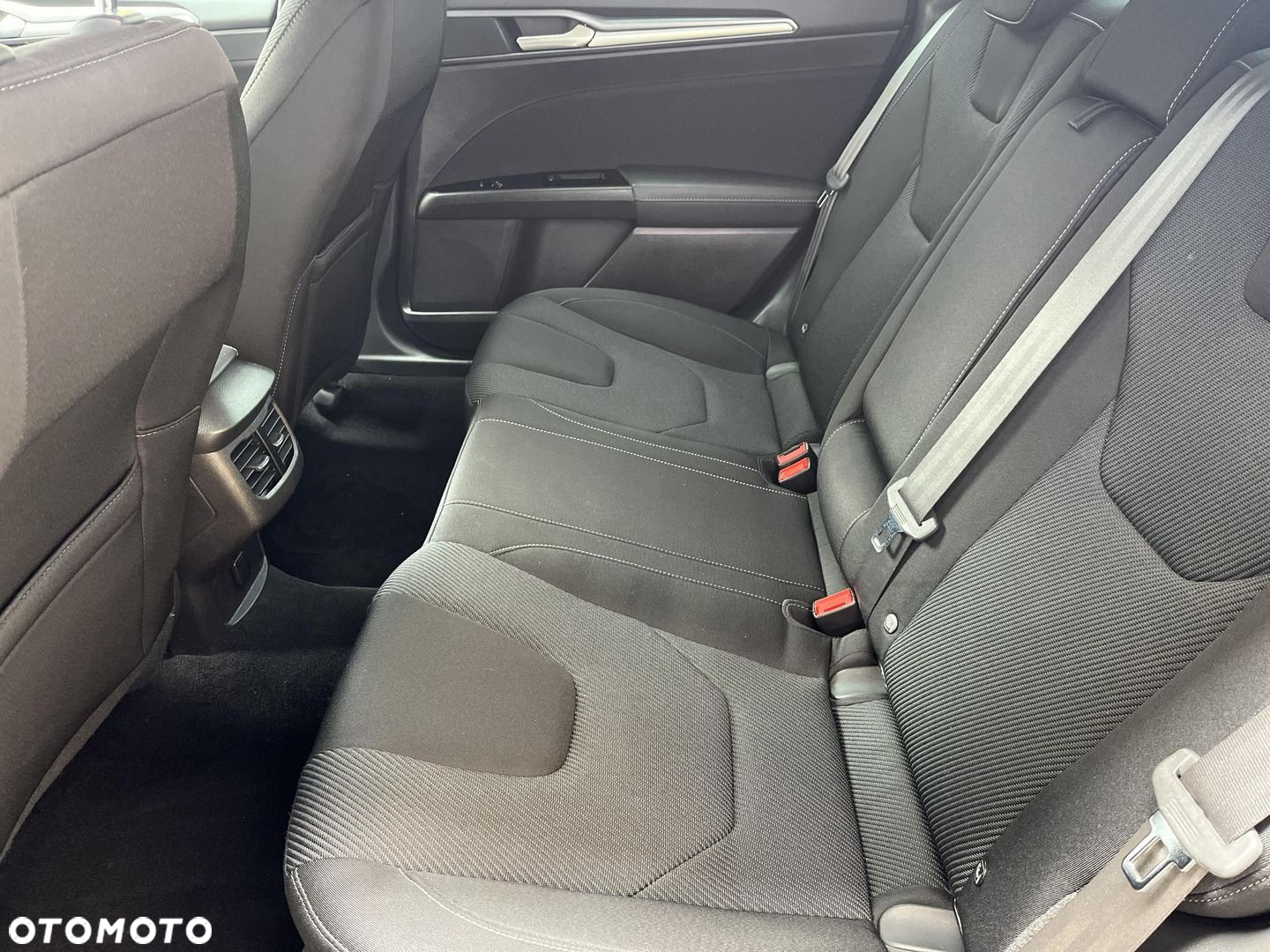 Ford Mondeo 1.5 EcoBoost Titanium - 14