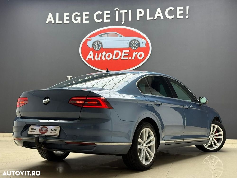 Volkswagen Passat - 4