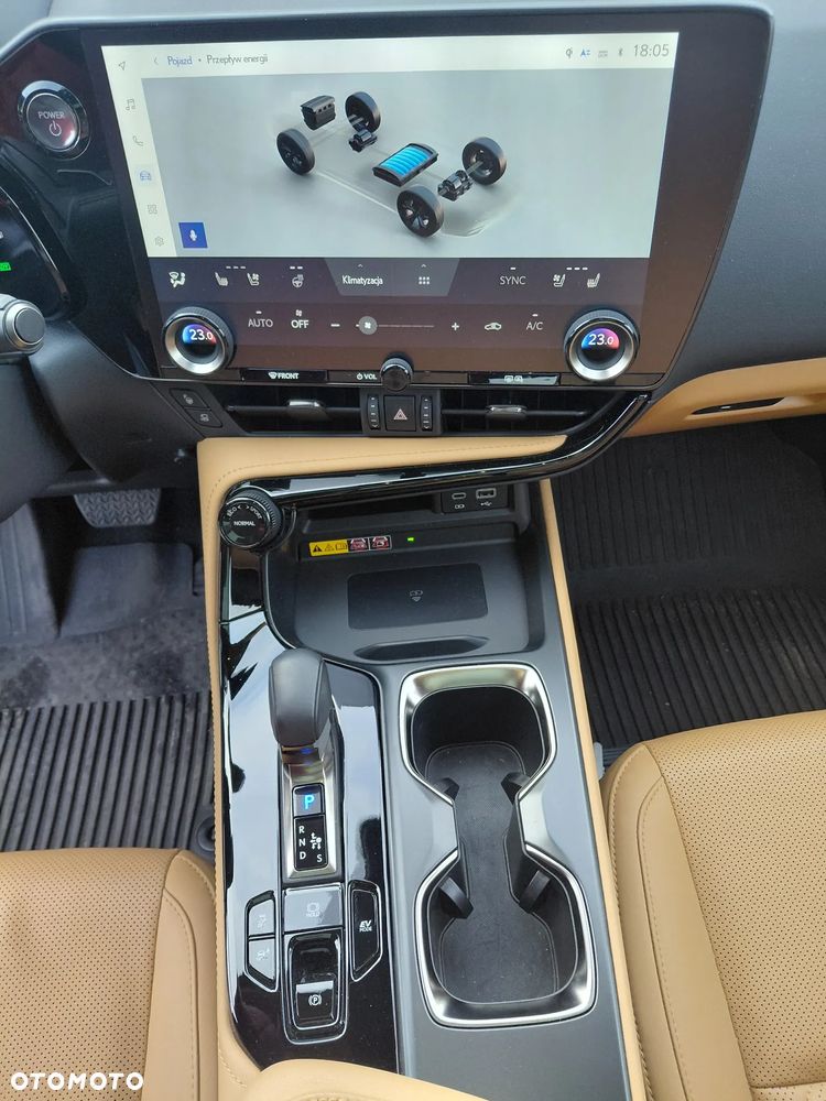 Lexus NX 350h Omotenashi AWD - 6