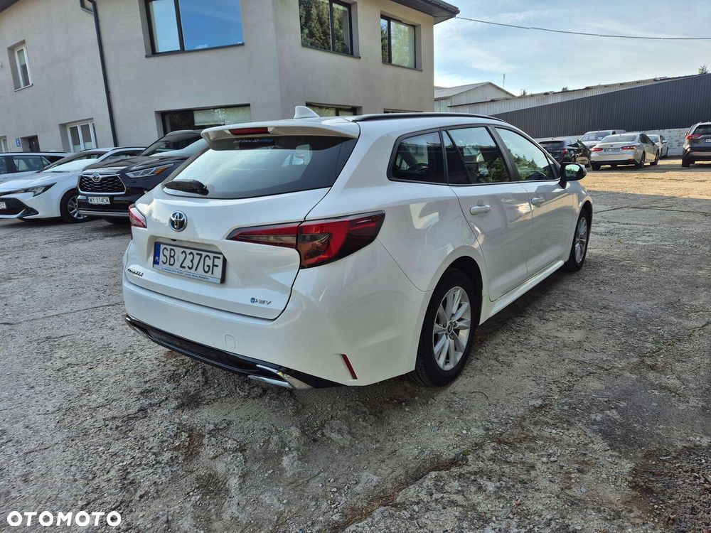 Toyota Corolla 1.8 Hybrid Comfort - 5